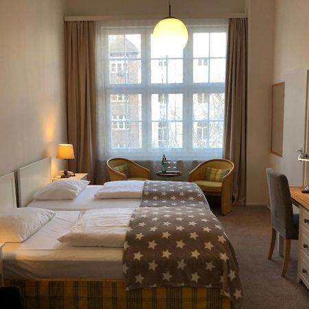 Hotel Fresena Im Dammtorpalais ฮัมบูร์ก ภายนอก รูปภาพ