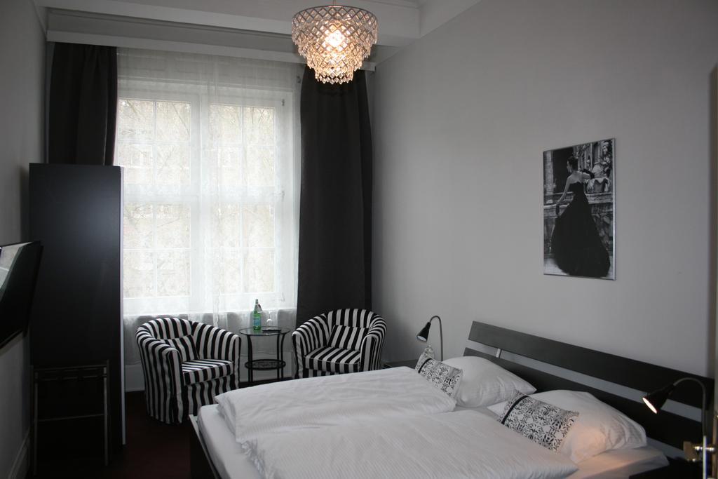 Hotel Fresena Im Dammtorpalais ฮัมบูร์ก ห้อง รูปภาพ
